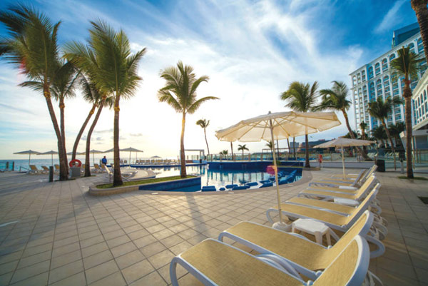 Accommodations - Hotel Riu Cancun (All Inclusive 24 hours)